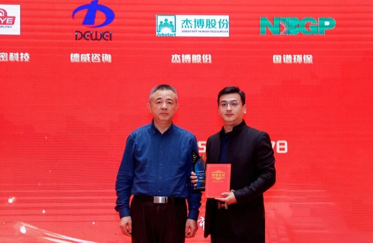 1765180912545496.jpg 5.jpg